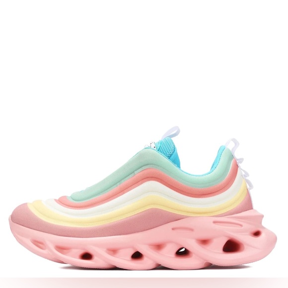 Chic Pink Rainbow Fashion Sneakers - Picture 3 of 8